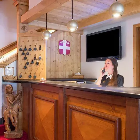 Hotel & Le Dahu 4*